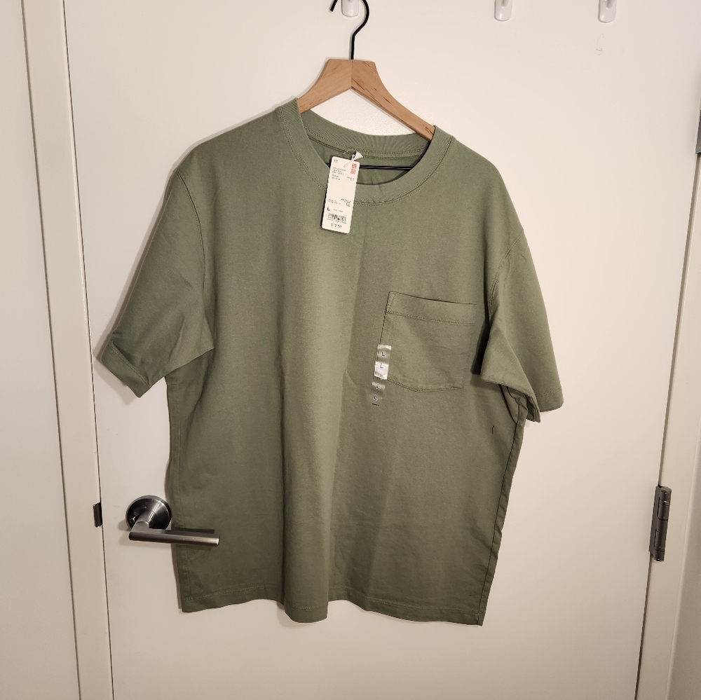 Uniqlo Men's T-shirt
